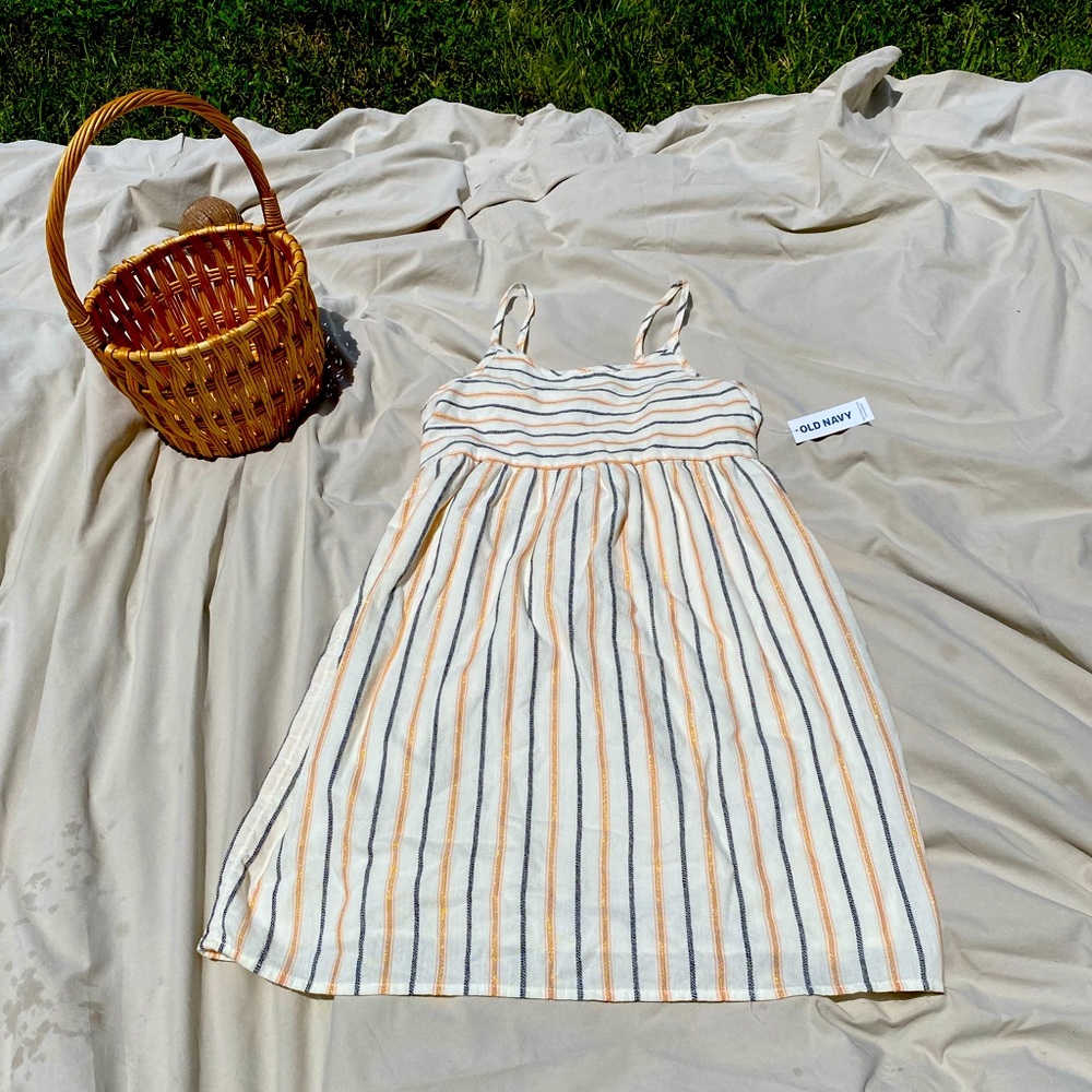 Girls size L Old Navy sundress. soft cotton. New with tags